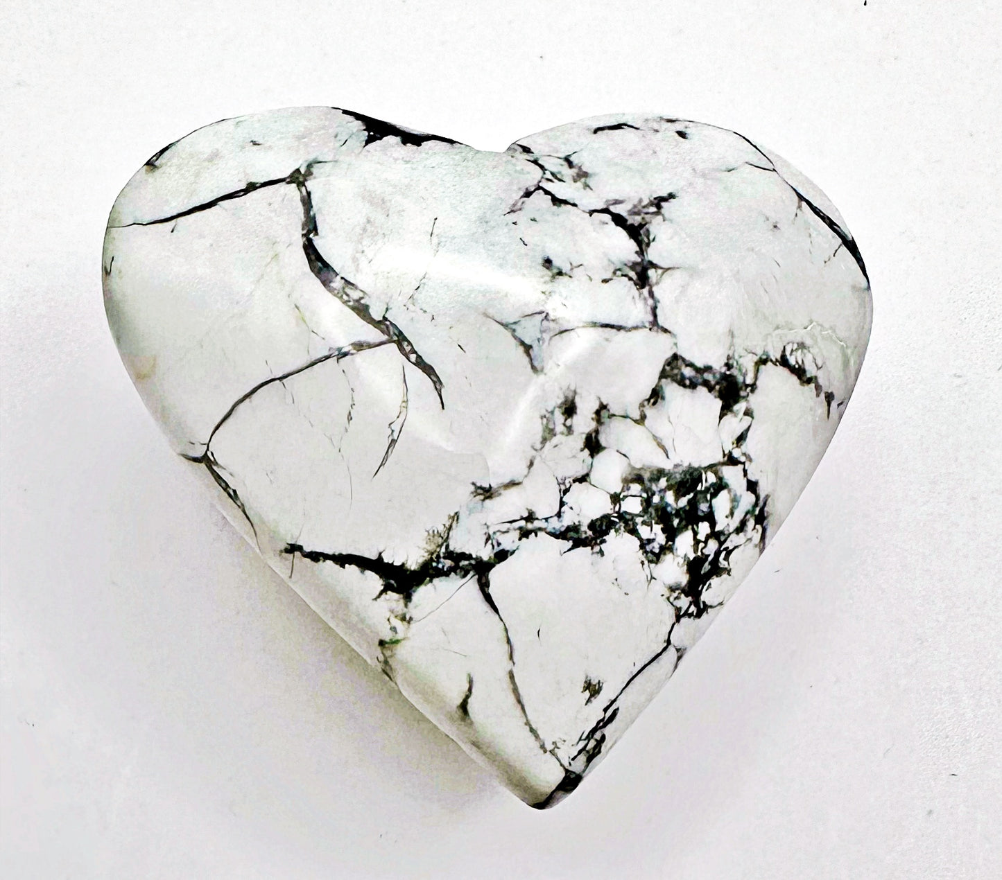Heart - Howlite