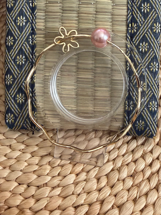 Flower Charm Pink Pearl Bangle