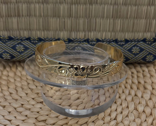 Plumeria Hawaiian Bangle Bracelet