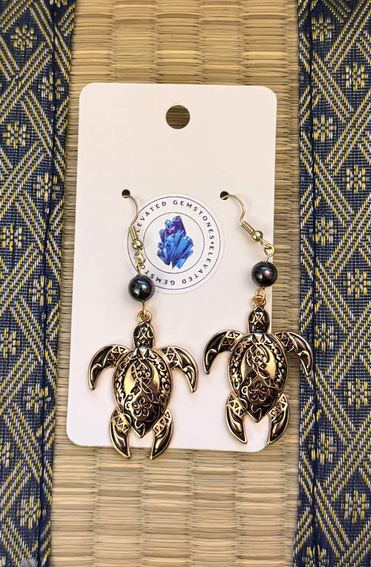 Peacock Pearl Maori Turtle Earrings