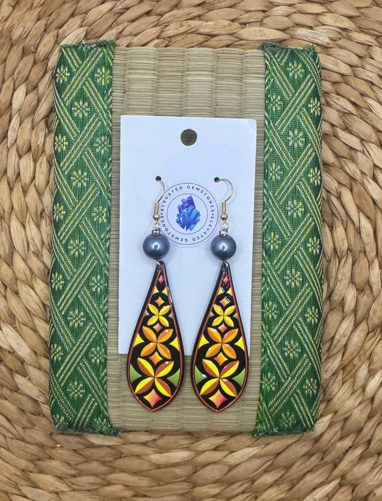 Retro Tear Drop Flower Earrings