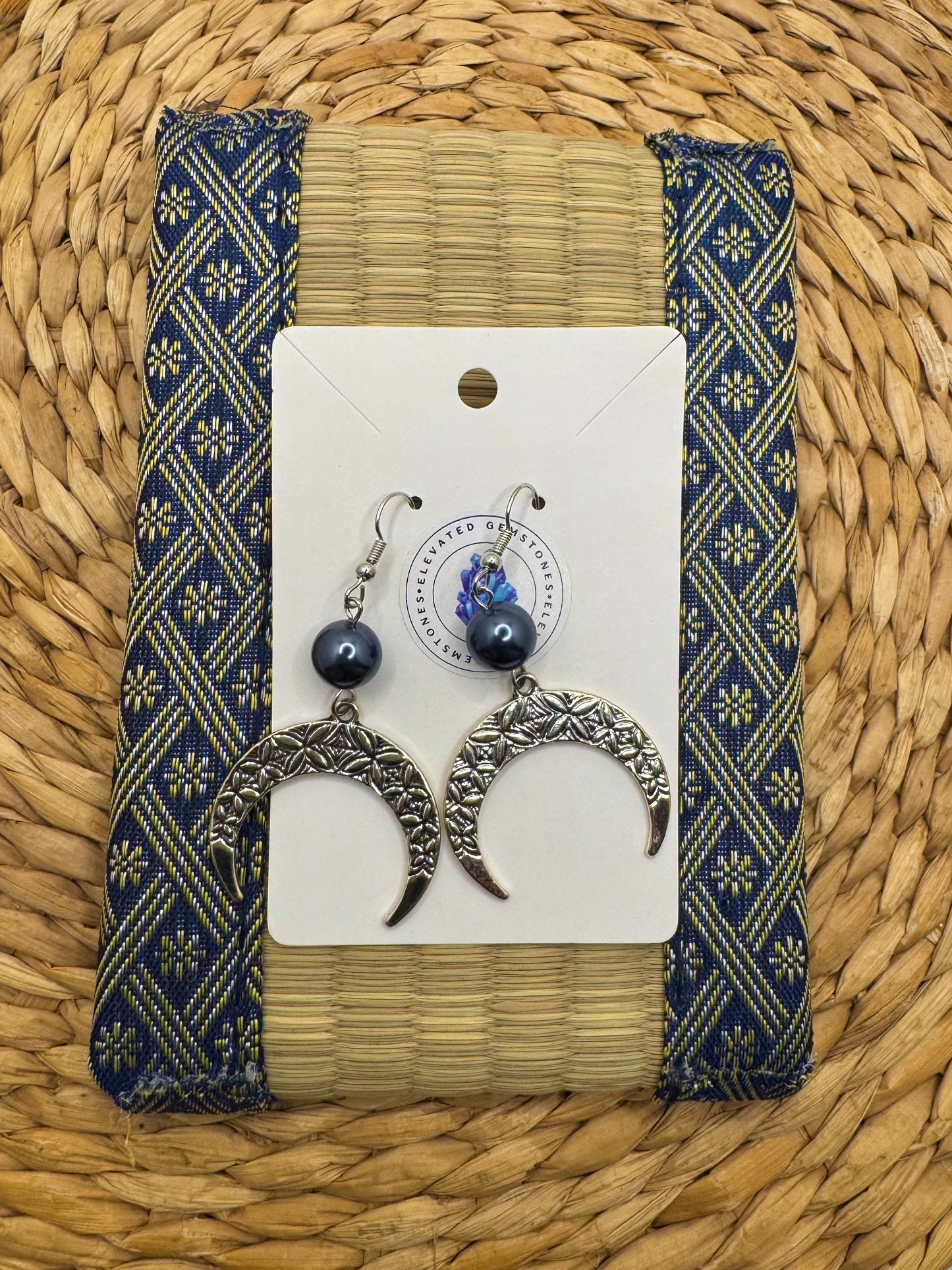 Clover Tribal Crescent Shell Earring