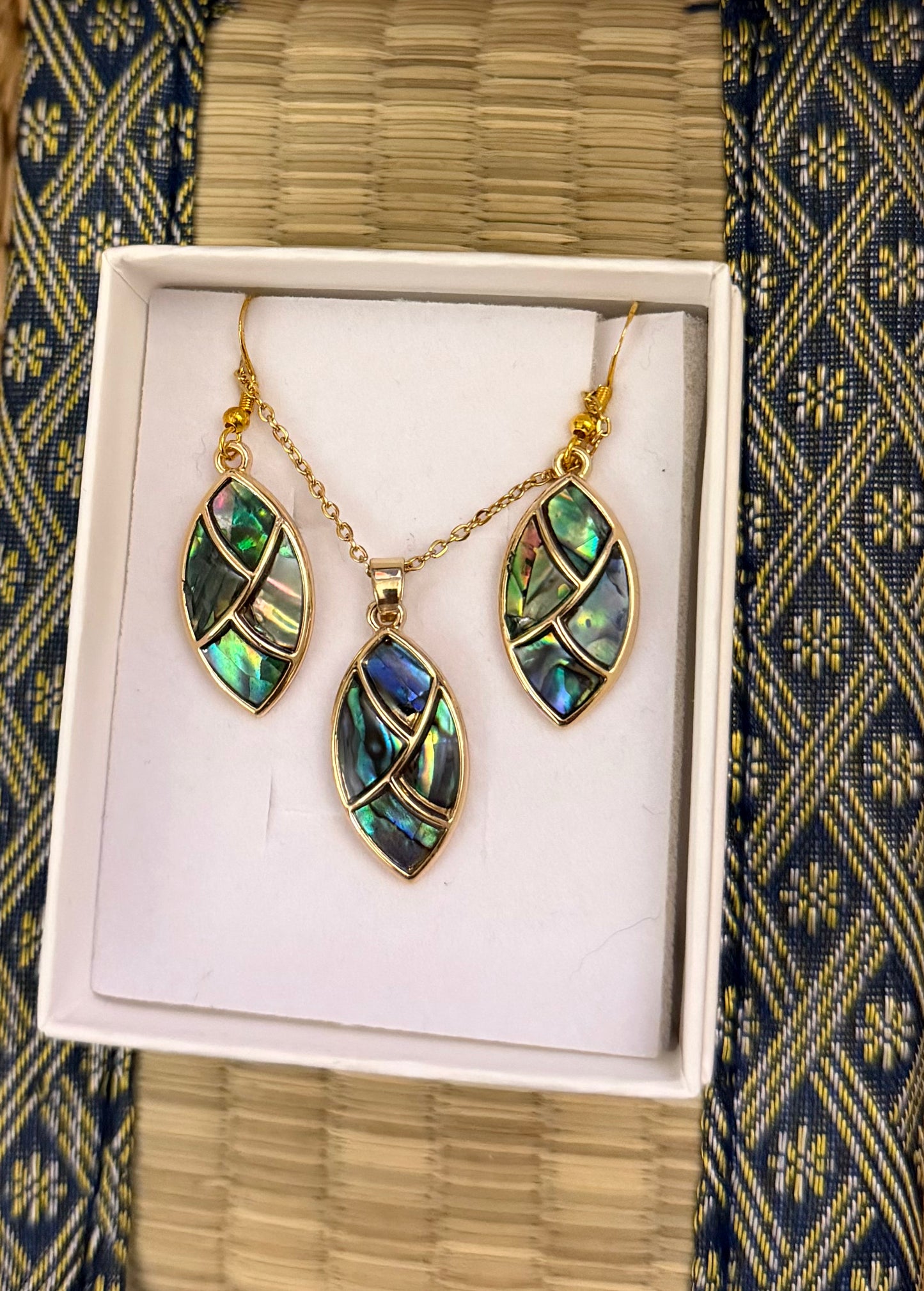 Abalone Oval Jewelry Set