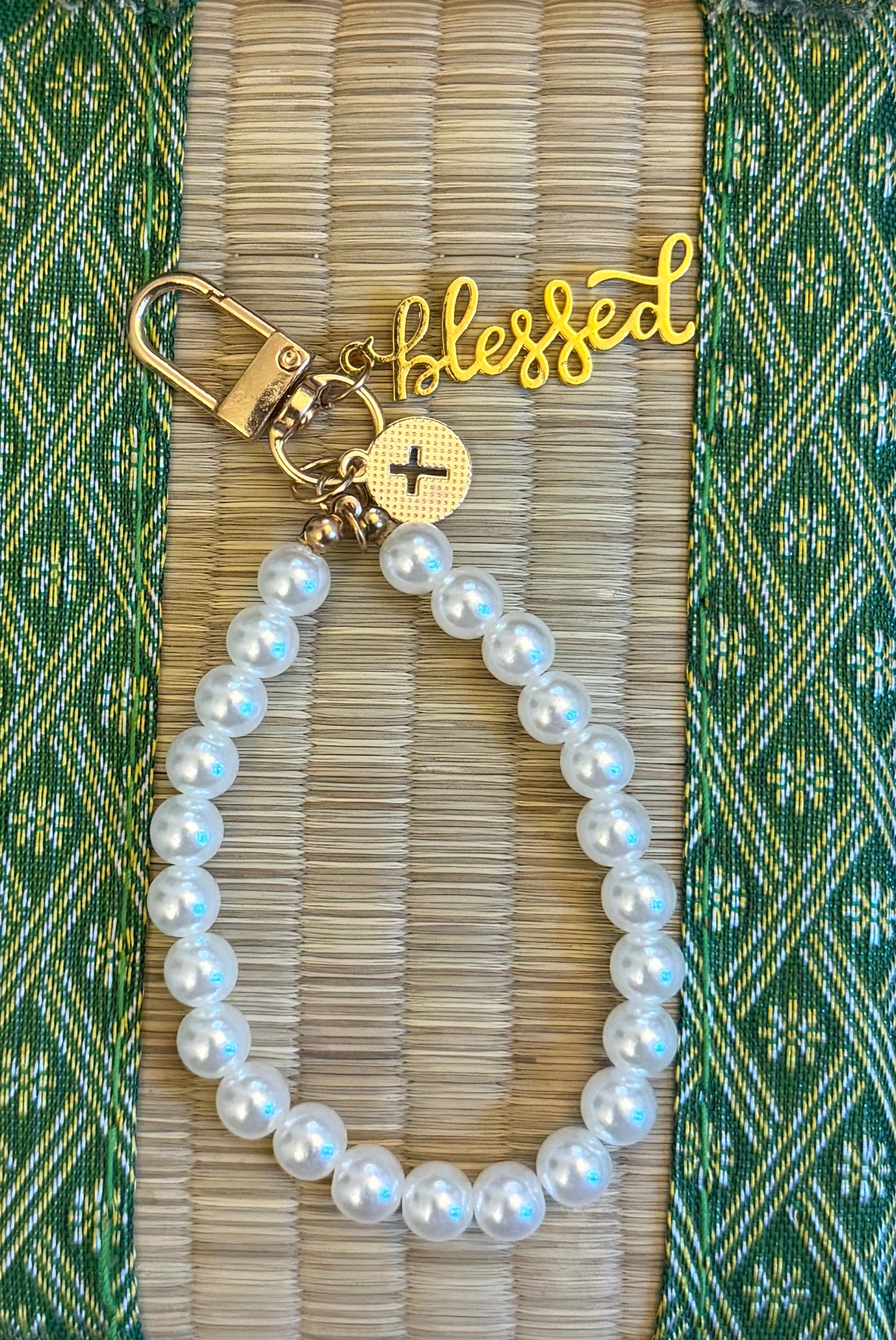 Pearl Blessed Bag Chain