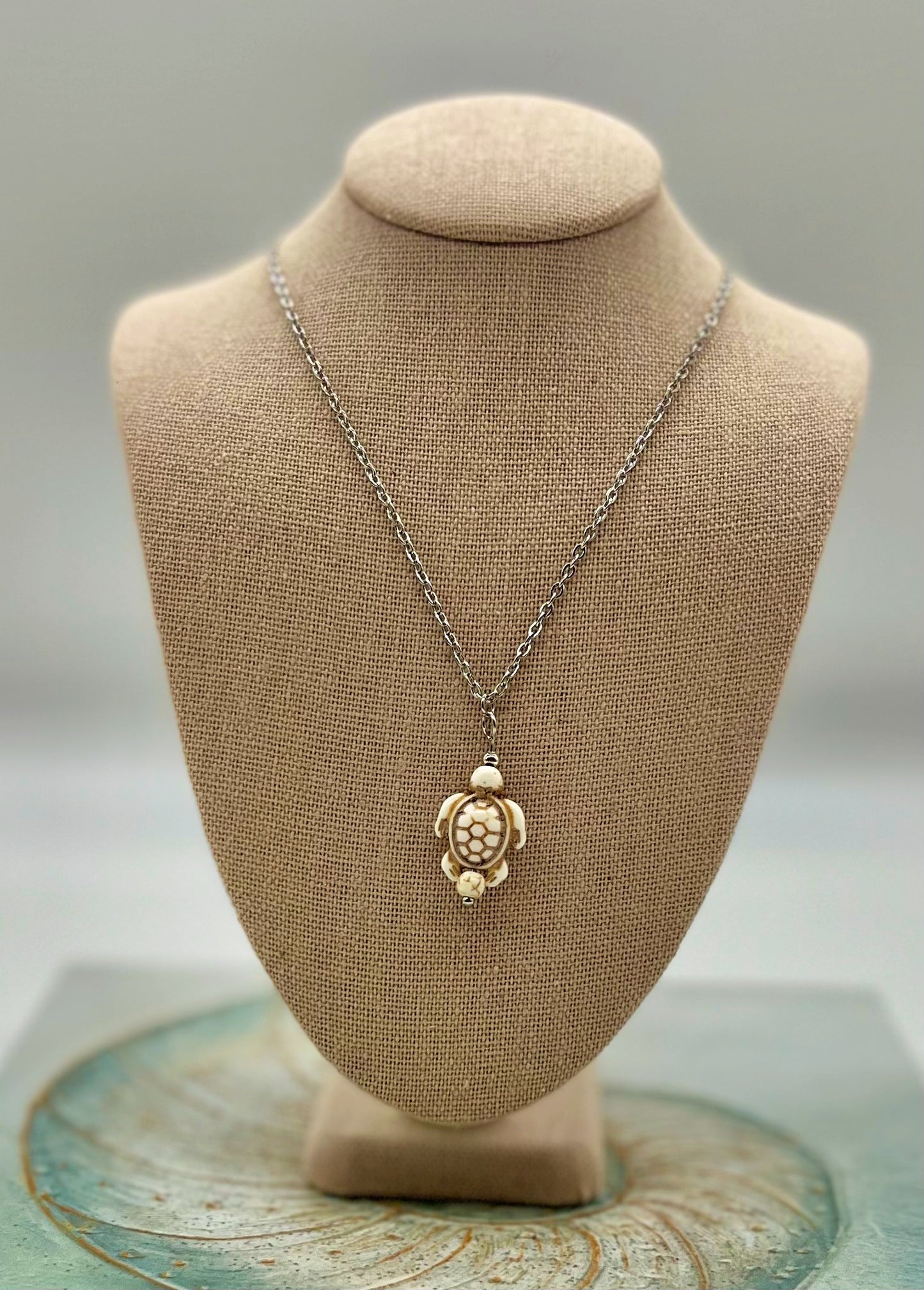 Howlite -Ivory Turtle Charm Jewelry Set