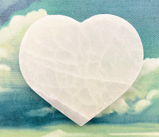 Selenite Heart Charging Plate