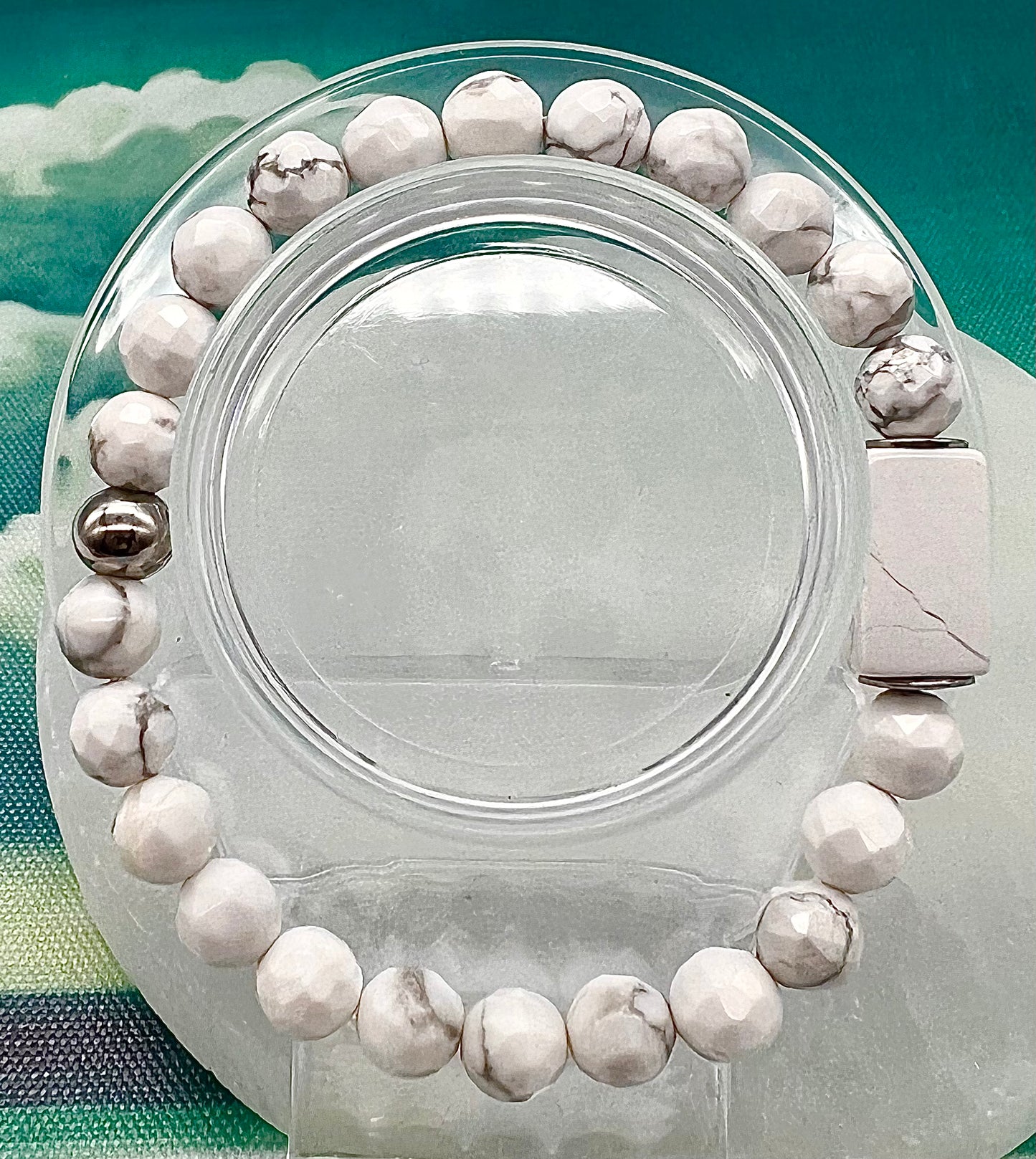 Howlite-White