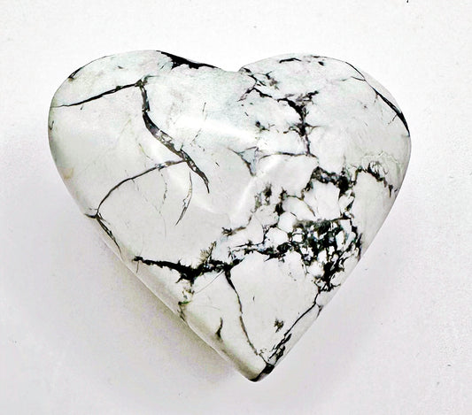 Heart - Howlite