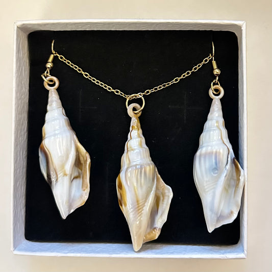 Spiral Conch Shell Jewelry Set 20"