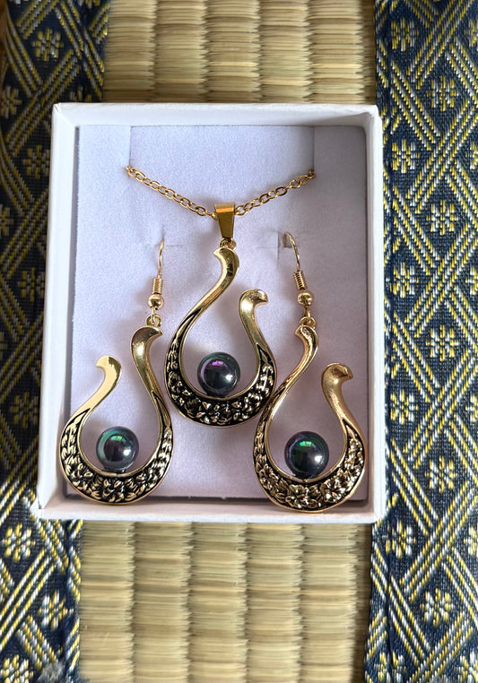 Hawaiian Drop Pearl Jewelry Set