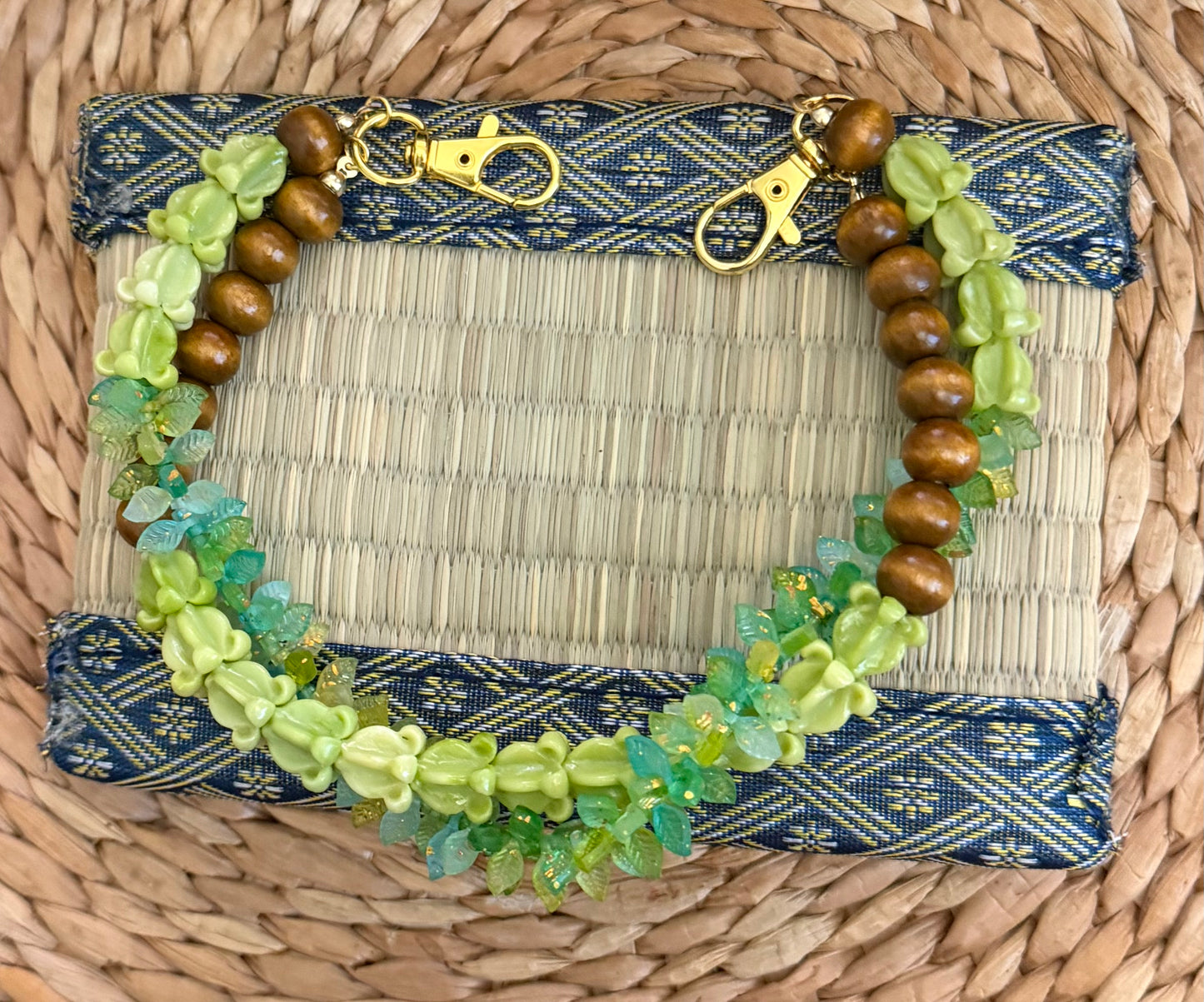Crown Flower Green Fern Bag Lei