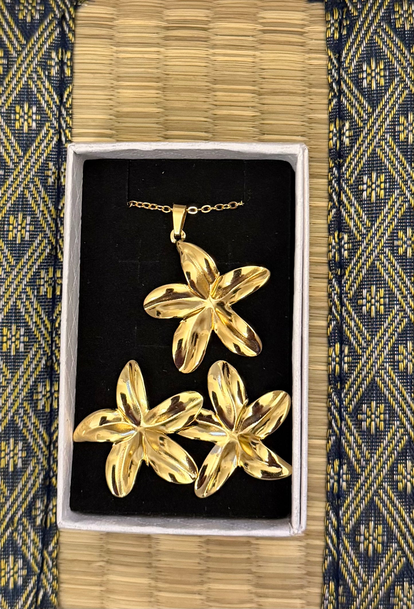 Gold Flower Jewelry Set Stainless Steel