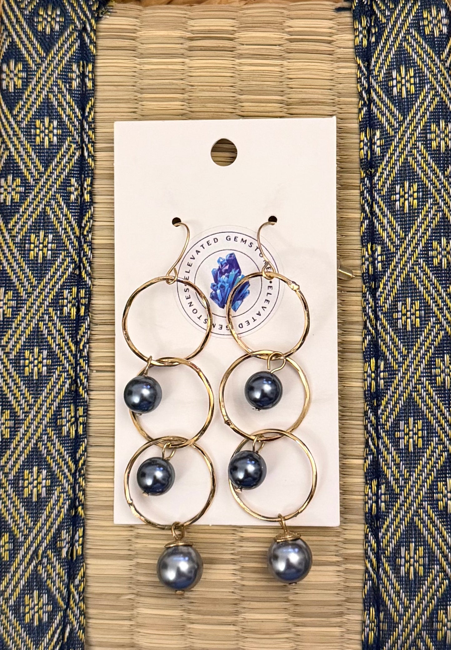 Shell Pearl Dangle Earring