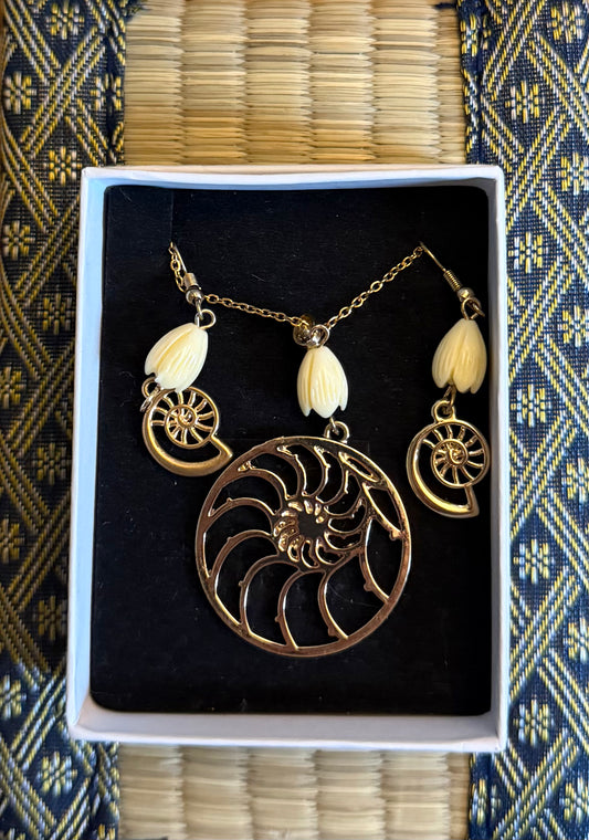 Nautilus Pikake Jewelry Set
