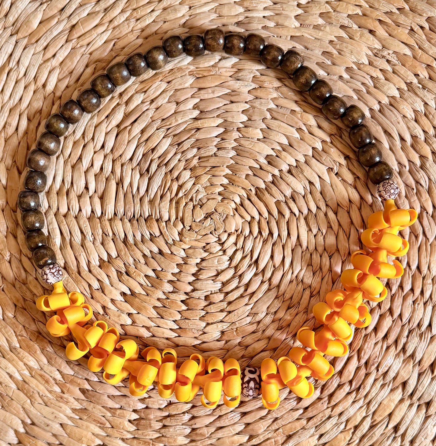 Puakenikeni Hat Lei